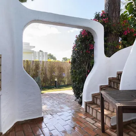Heated Swimming Pool Villa In Central Vilamoura Quarteira