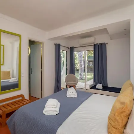 Villa Heated Swimming Pool Villa In Central Vilamoura