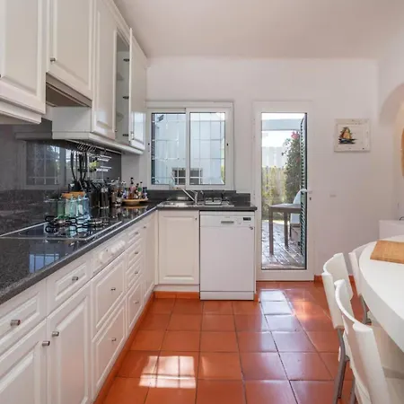 Heated Swimming Pool Villa In Central Vilamoura * Quarteira